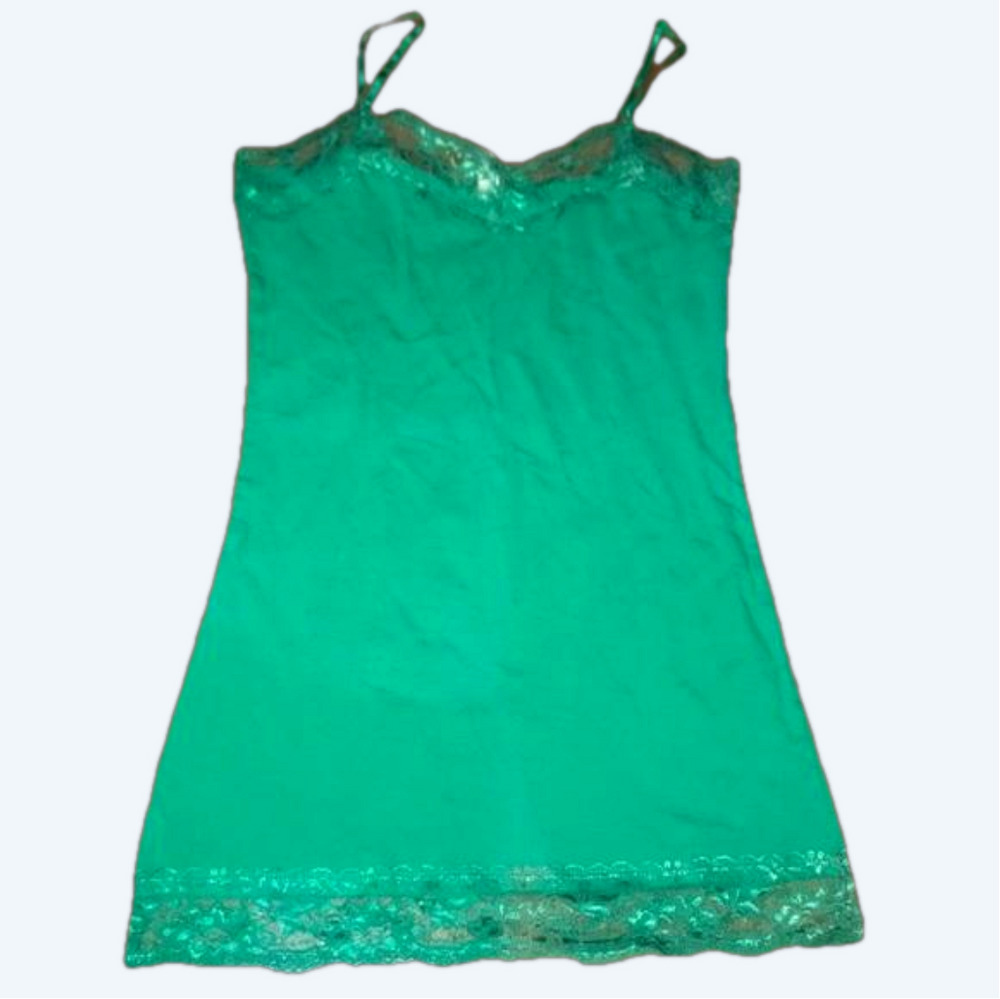 6/$20 NWOT green tank M